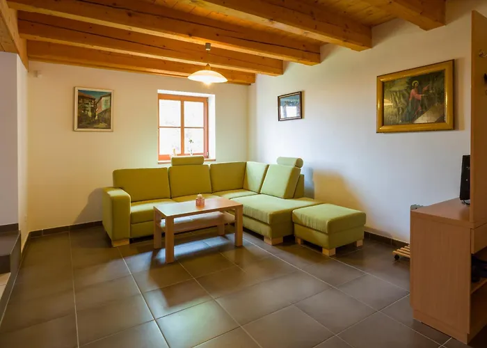 Aparthotel Chlumecky Dvur Chlumek