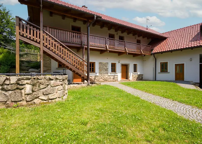 Chlumecky Dvur Aparthotel